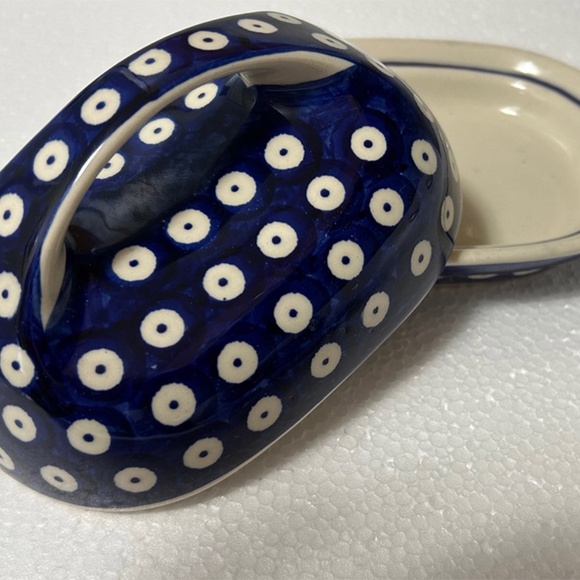 BOLESLAWIEC butter dish and cup and saucer POKE A DOT - Picture 4 of 5